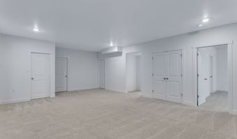 1922 Chaffee Crest Dr, Berthoud, CO 80513