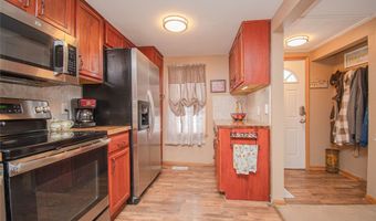 1133 Prairie St, Adel, IA 50003