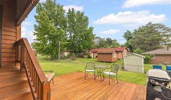 207 Ladd St, Alton, IL 62002