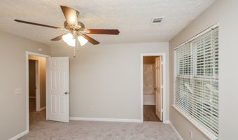 1817 Crescent Hl, Acworth, GA 30102