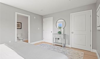 0 Greenwich Blvd 110, East Greenwich, RI 02818