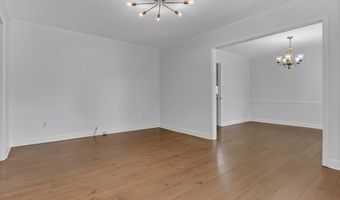 1904 Chatham Dr, Albany, GA 31721