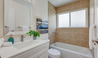 1001 Shoreline Dr 301, Alameda, CA 94501