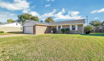 2308 N Flamingo Ln, Altus, OK 73521