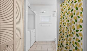 25 Edgecomb St, Albany, NY 12209