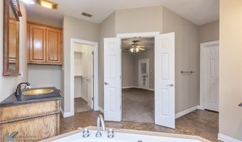 302 Pilgrim Rd, Abilene, TX 79602