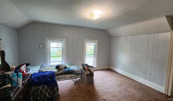 513 N Broad St, Adrian, MI 49221