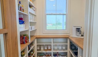 12115 40th Ave, Allendale, MI 49401
