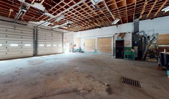 75 Route 27, Raymond, NH 03077