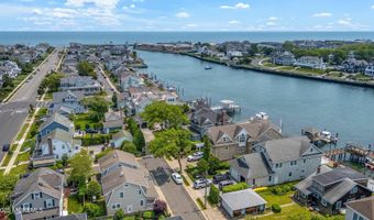 321 Mckinley Pl, Avon By The Sea, NJ 07717