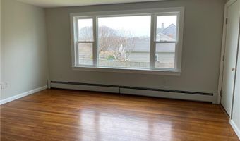 4 Almy Ct 2, Newport, RI 02840