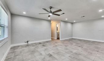 1025 APOLLO BEACH Blvd 1, Apollo Beach, FL 33572