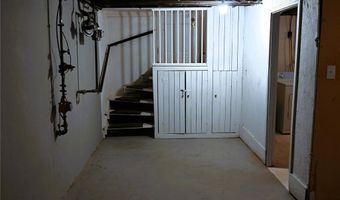 9510 Lydell Dr, Affton, MO 63123