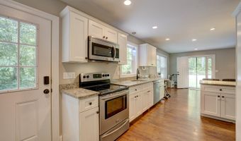 78 Bellevue Dr, Coventry, CT 06238