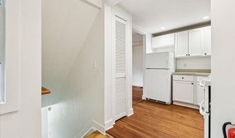 405 10th Ave, Belmar, NJ 07719