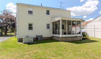 19 Longue Vue Ave, North Providence, RI 02904