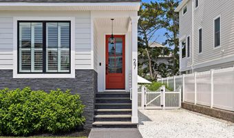 27 THIRD St, Beach Haven, NJ 08008
