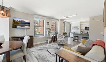 631 D St NW 633, Washington, DC 20004