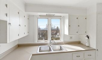 579 S Willard St, Burlington, VT 05401