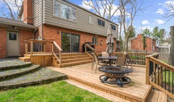 2854 Parkridge Dr, Ann Arbor, MI 48103