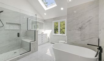 31 Gloria Dr, Allendale, NJ 07401