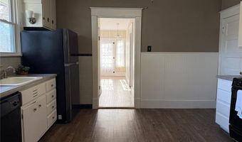 3317 Jackson St, Alton, IL 62002