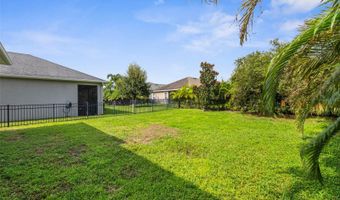 6909 OLD BENTON Dr, Apollo Beach, FL 33572