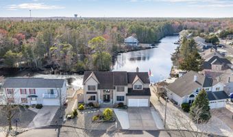 20 Dune Dr, Bayville, NJ 08721