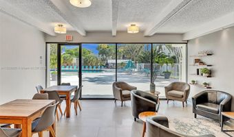 20401 NE 30th Ave 310-8, Aventura, FL 33180