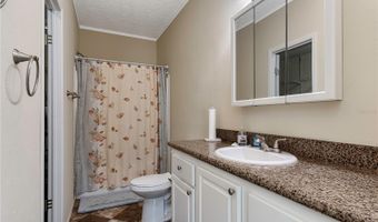 25144 SPANISH MOSS Cir, Astatula, FL 34705