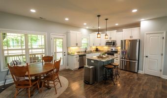 156 DEERFIELD Cir, Anniston, AL 36207