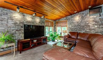 1 Polly Dr, North Providence, RI 02911