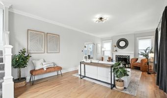 5635 Ridge Ave, Cincinnati, OH 45213