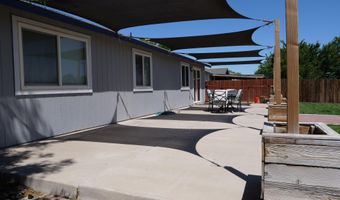 604 Jennys Ln, Fernley, NV 89408