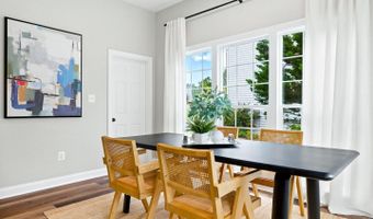 22530 FOREST RUN Dr, Ashburn, VA 20148