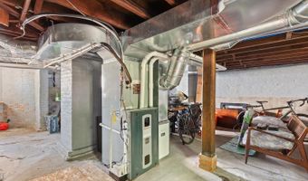 403 N Locust St, Adrian, MI 49221
