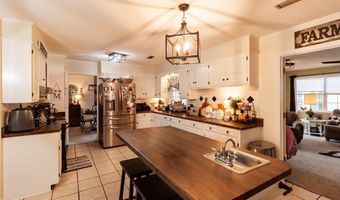 1009 Douglas Dr, Bainbridge, GA 39819