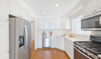 9407 WADSWORTH Dr, Bethesda, MD 20817