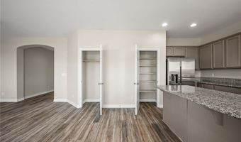 570 McAlister Dr, Bullhead City, AZ 86442