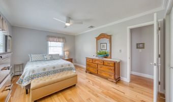 11 Hally Ln, Colchester, CT 06415