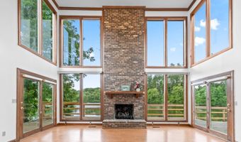 106 DK Ranch Ln, Ashland, KY 41102