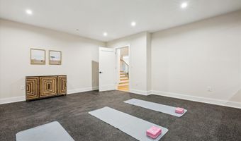 10033 CLUE Dr, Bethesda, MD 20817