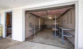 9786 Blackwater Rd, Baker, LA 70714