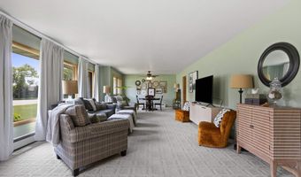 325 W GREENFIELD Ave, Algoma, WI 54201
