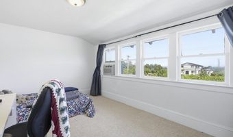 24051 NE AIRPORT Rd, Aurora, OR 97002