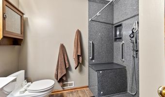 1331 N Finlandia Way, Albion, IN 46701