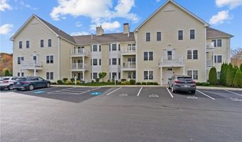 40 Saw Mill Dr 203, North Kingstown, RI 02852