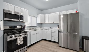 2029 Hendricks St, Anderson, IN 46016