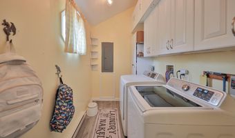 179 Chippewa Trl, Albrightsville, PA 18210