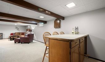 288 Brightfield Dr, Ballwin, MO 63021